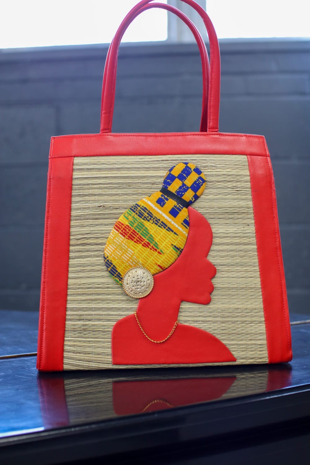 Hand bag