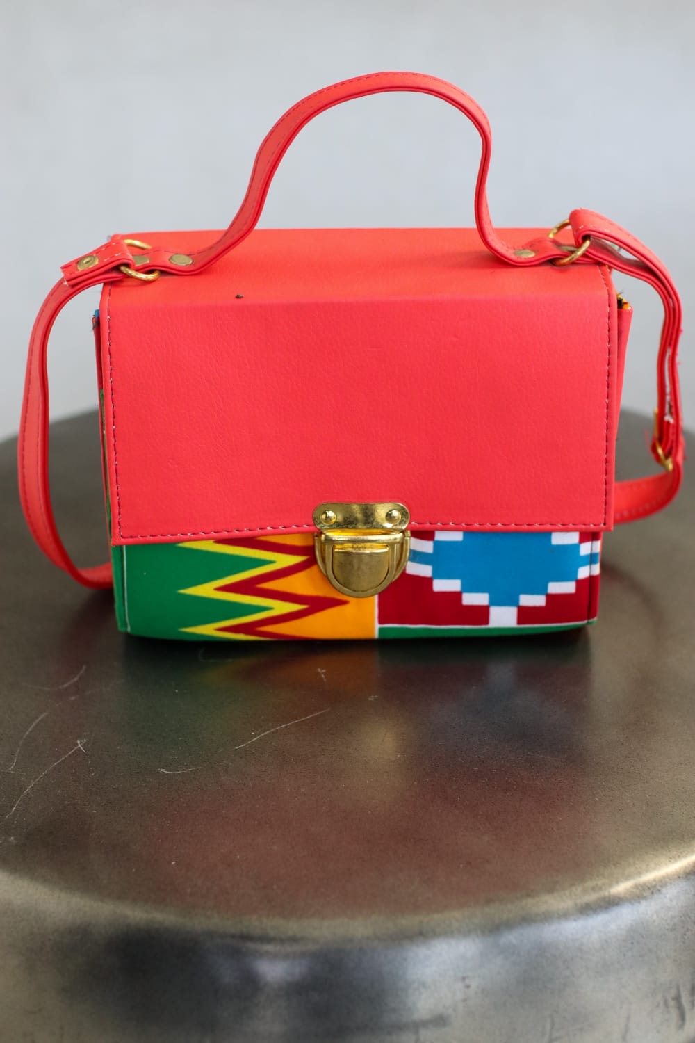 Hand bag